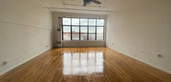 Beautiful large commercial loft with private bathroom.