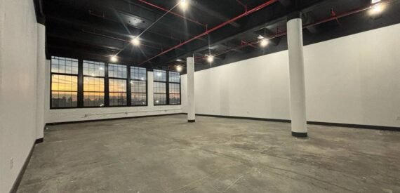 LARGE COMMERCIAL LOFT IN PRIME LOCATION IN BUSHWICK