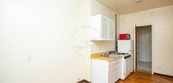 Amazing 1 bed on East 9th Street in the East Village
