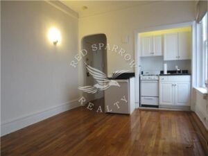 Amazing open layout on East 87th Street in Carnegie Hill