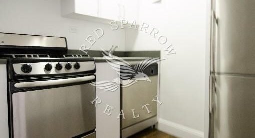 Amazing open layout on East 38th Street in Murray Hill