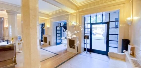 Amazing 1 bedroom on East 46th Street in Turtle Bay