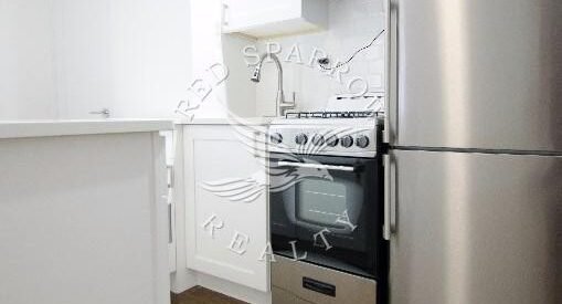 Amazing 1 bedroom on East 46th Street in Turtle Bay