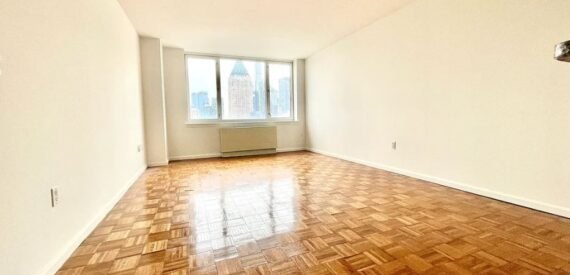 Amazing 1 bed on West 43rd Street in Hell&#8217;s Kitchen