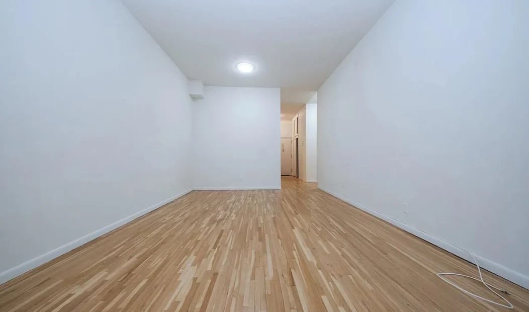 Amazing 1 bed on West 68th Street in Lincoln Square