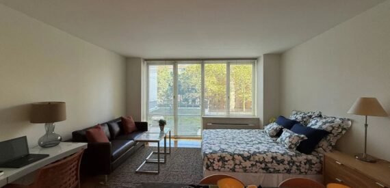 Amazing open layout on Lexington Avenue in Carnegie Hill