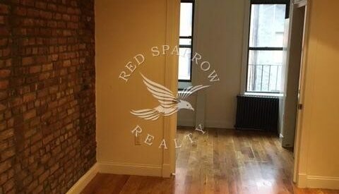 Amazing 1 bed on Mott St in Greenwich Village