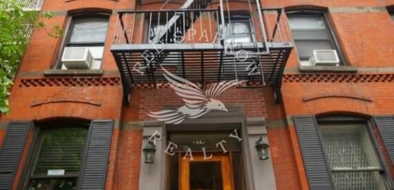 Amazing open layout on East 88th Street in Yorkville