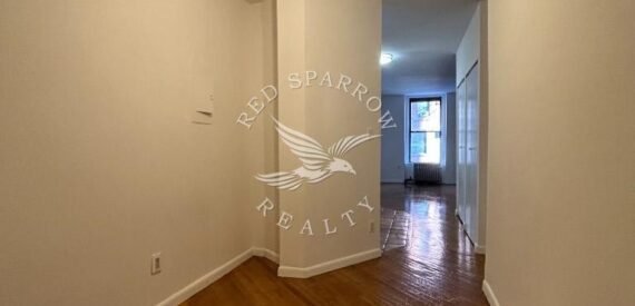 Amazing open layout on East 88th Street in Yorkville