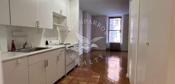 Amazing open layout on East 88th Street in Yorkville