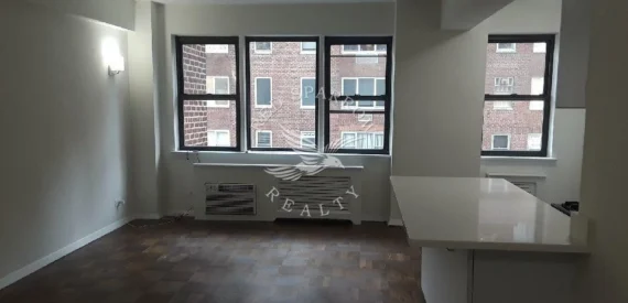Amazing open layout on Beekman Place in Midtown East