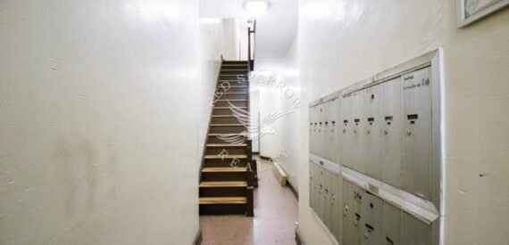 Amazing open layout on East 90th Street in Yorkville