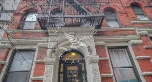 Amazing open layout on East 90th Street in Yorkville