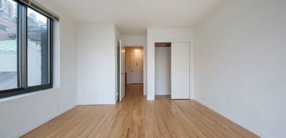 Amazing 1 bed on West 68th Street in Lincoln Square