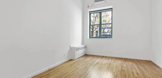 Amazing open layout on East 22nd Street in Gramercy Park
