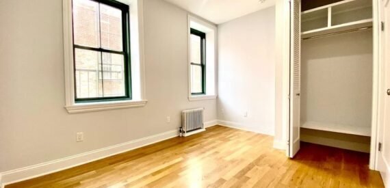 Amazing 2 bed on East 78th Street in Lenox Hill