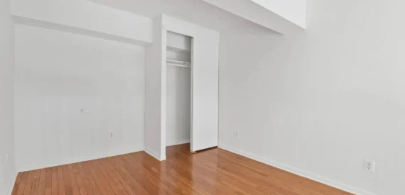 Amazing 1 bed on East 22nd Street in Gramercy Park