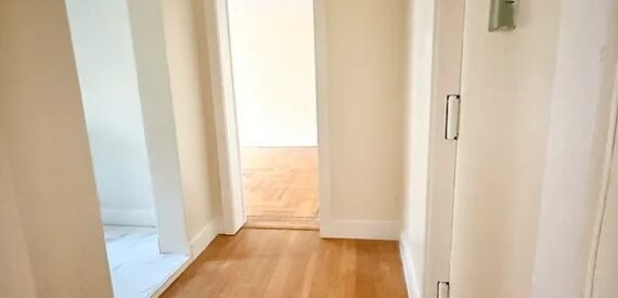 Massive Renovated 2BR w/ Laundry, Elevator, 1 Block to Prospect Park – Pet Friendly!