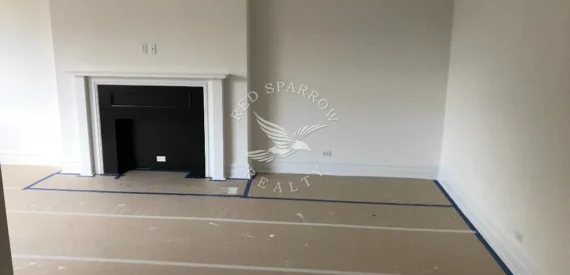Renovated top floor 1 bed in Greenwich Village