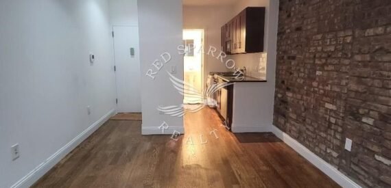 Amazing one bed on Mott Street in Greenwich Village