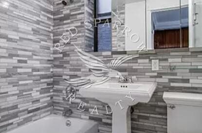 Large 2 bedroom on East 18th Street in Gramercy