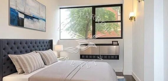 Renovated 2-bedroom, 2-bath on East 37th Street in Murray Hill