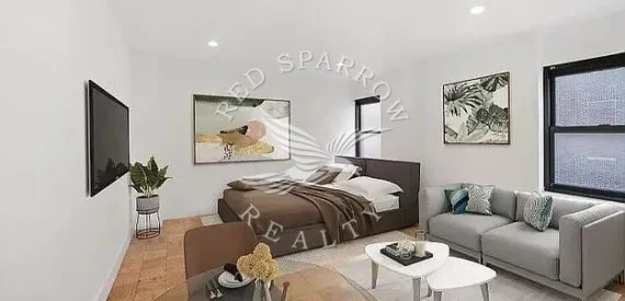 Amazing open layout on East 37th Street in Murray Hill