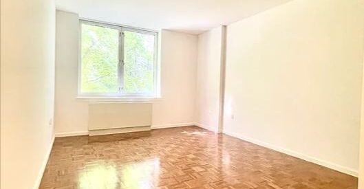 Amazing 2 bed on West 43rd Street in Hell&#8217;s Kitchen