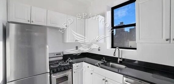 Amazing 2 bed on Second Avenue in Kips Bay