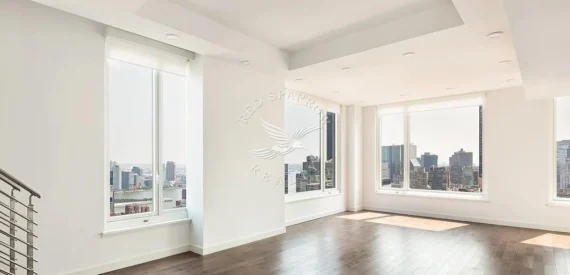 Amazing 4 bed/4 bath on East 54th Street in Murray Hill