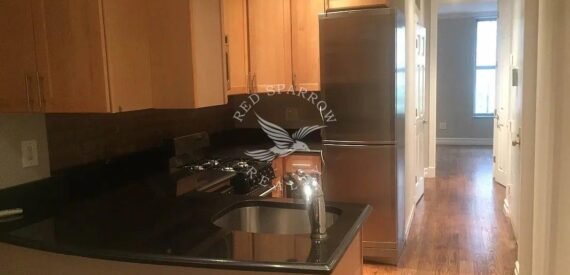 Spacious 2 bedroom on East 10th Street in the East Village