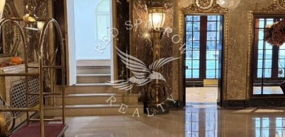 First floor office space in the iconic Park Royal on the Upper West Side