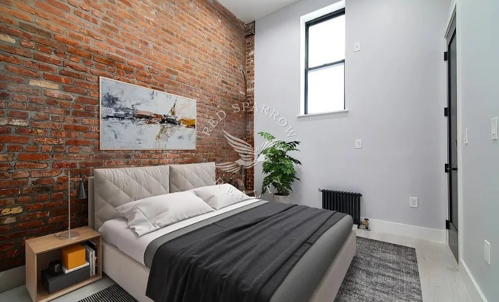 Large True 1 bedroom on Stanton Street in the Lower East Side