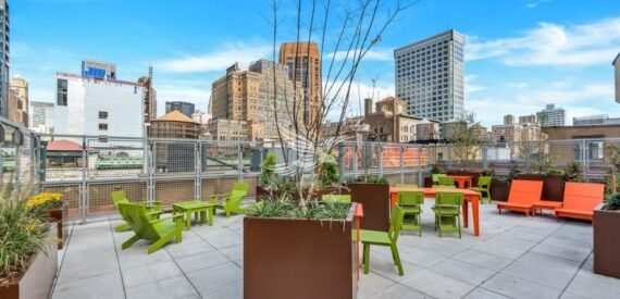 Amazing 1 bedroom (flex 2 bedroom) apartment on Madison Avenue in Midtown South