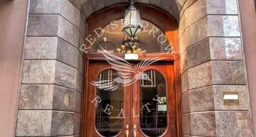 Amazing 1 bedroom (flex 2 bedroom) apartment on Madison Avenue in Midtown South