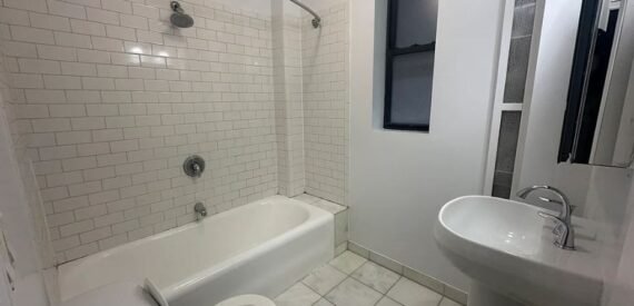 Amazing 2 bed on Lexington Avenue in Murray Hill