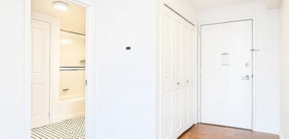 Amazing 1 bed on West 43rd Street in Hell’s Kitchen
