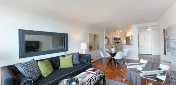 Amazing 1 bed on West 61st Street in Lincoln Square