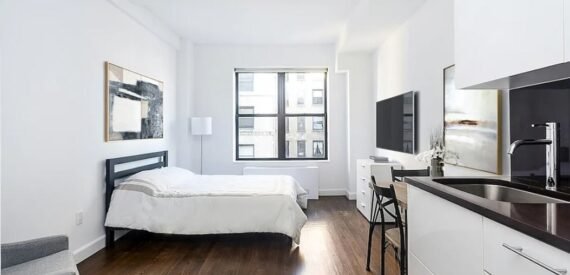 Amazing open layout on West 91st Street in Upper West Side
