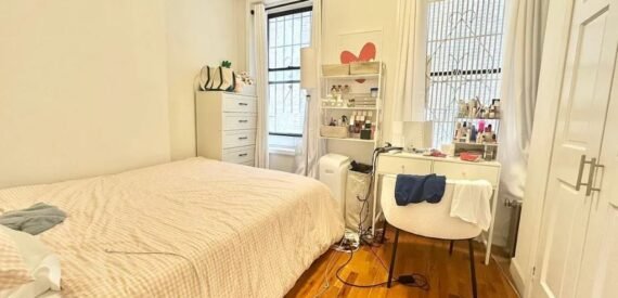 Amazing 1 bed on 9th Avenue in Chelsea