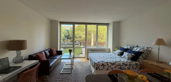 Amazing open layout on Lexington Avenue in Carnegie Hill