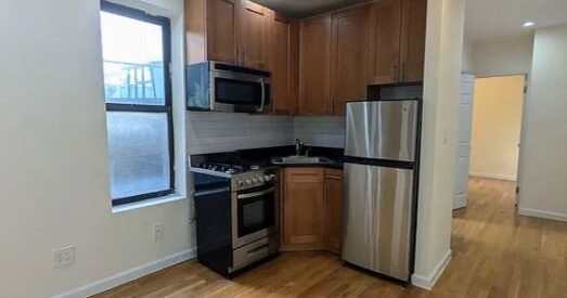 Amazing 2 bed on East 78th Street in Lenox Hill