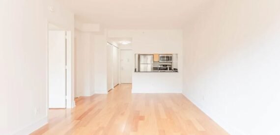 Amazing open layout on West 96th Street in Upper West Side