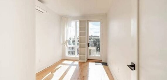 Duplex Apartment for rent no fee