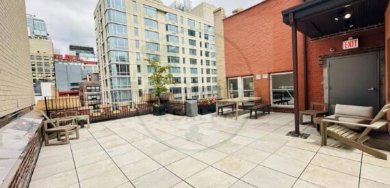 Modern Midtown Office: High Ceilings, Private Room, Roof Deck, 24/7 Access