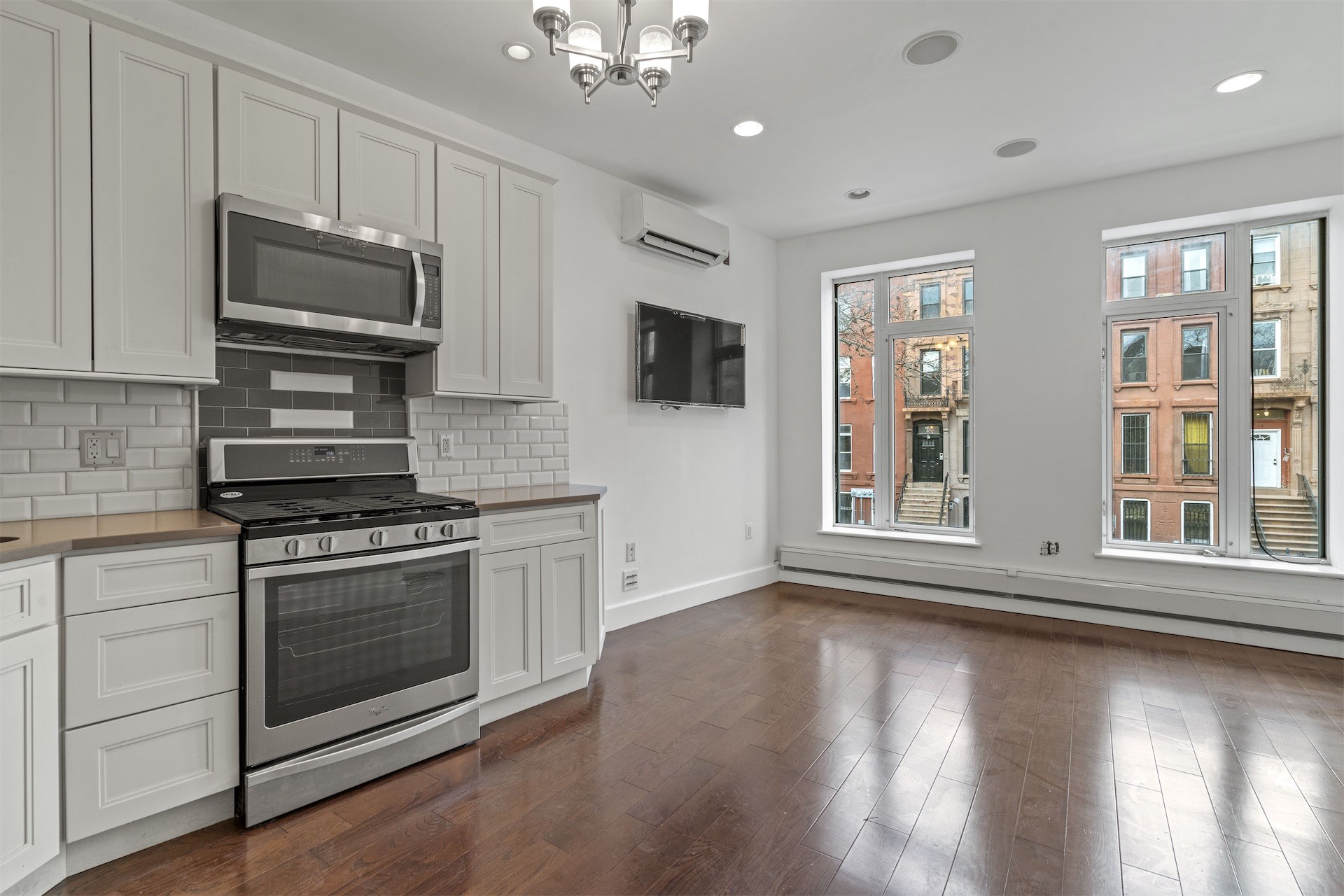 46 Decatur Street - LavaZoo