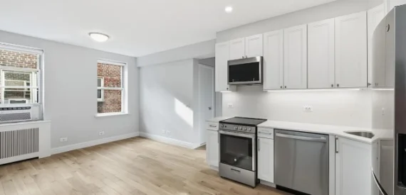 Amazing 1 bed on Greenwich Street in West Village