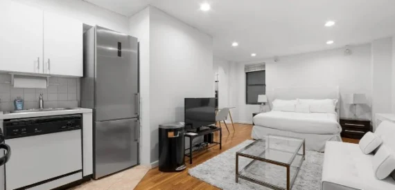 Amazing Studio on West 58th Street in Midtown