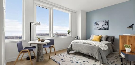 Amazing Studio on West 38th Street in Hudson Yards