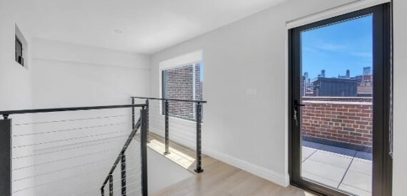 Amazing 1 bed on Greenwich Street in West Village